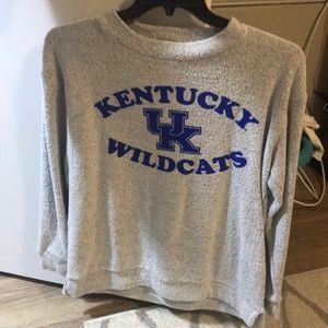 White UK wildcats sweater - NEVER WORN